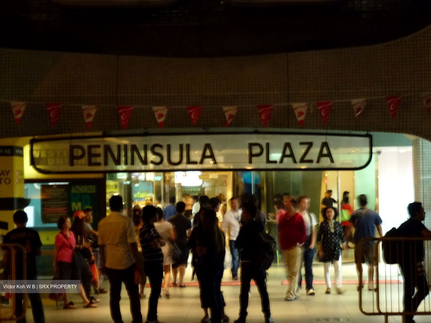 Peninsula Plaza (D6), Retail #562853931